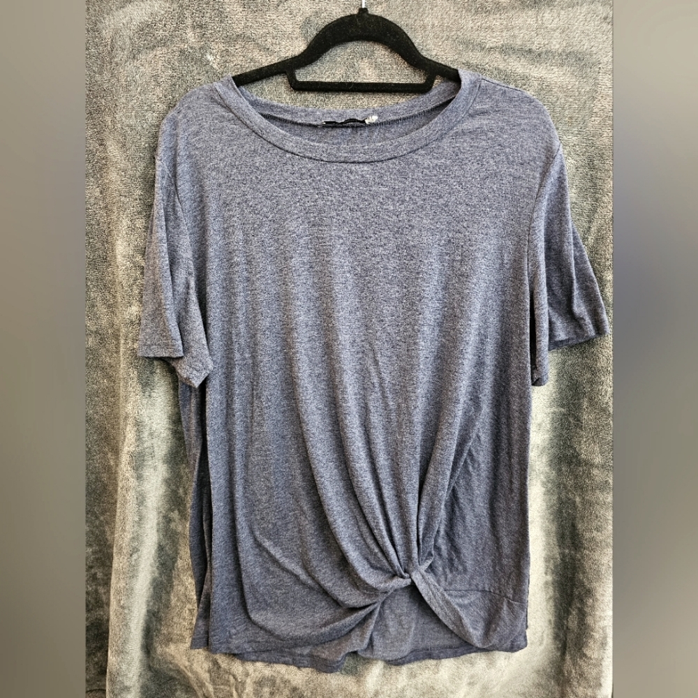 Casual knot top. Heather blue. 2xl.